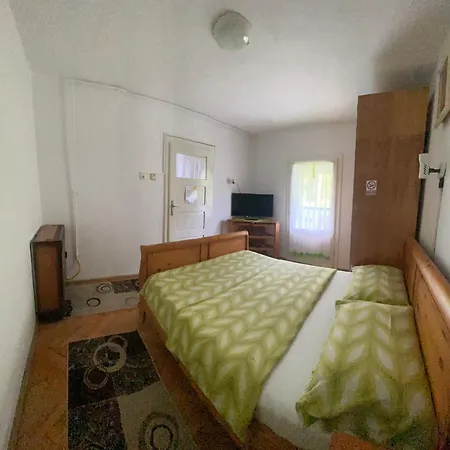 Pensiunea Panorama Bed & Breakfast *
